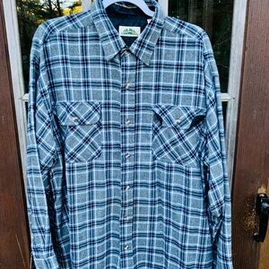 Timber Trails blues greys Plaid long-sleeve button down lined shirt top